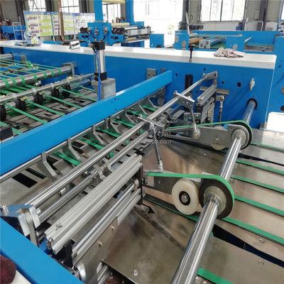 Linea di produzione a colori verdi per la produzione di notebook